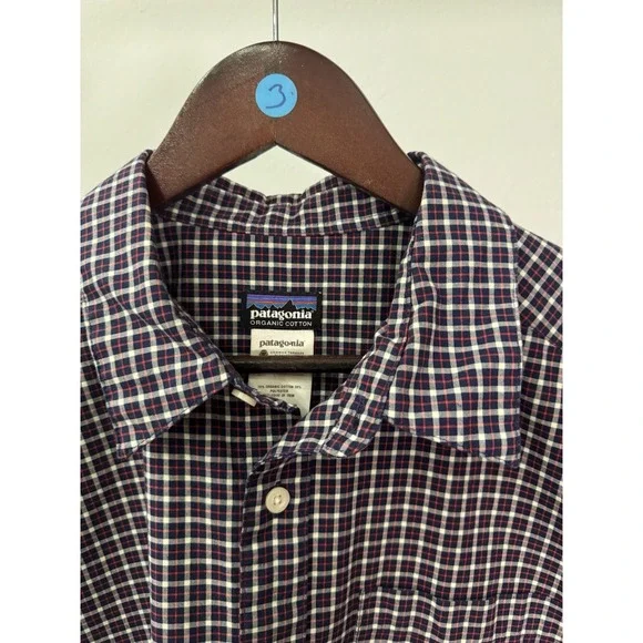 Patagonia Men's Medium Button Up Plaid Shirt Red Organic Cotton Gorpcore EUC - Picture 1 of 9